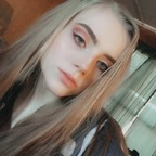 emi22 (emi🦋) OF Leaked Content [UPDATED] profile picture