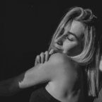 emmar (Emma) OnlyFans Leaked Pictures and Videos 

 profile picture