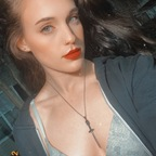 Essa Rose (@essa_rose) Leaked OnlyFans 

 profile picture