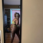 famous_naysia OnlyFans Leak 

 profile picture