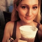 hollyj (Holly J) free OnlyFans Leaked Videos and Pictures 

 profile picture