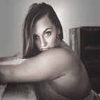 markienextdoor (Markie) OF Leaked Pictures & Videos [FREE] profile picture
