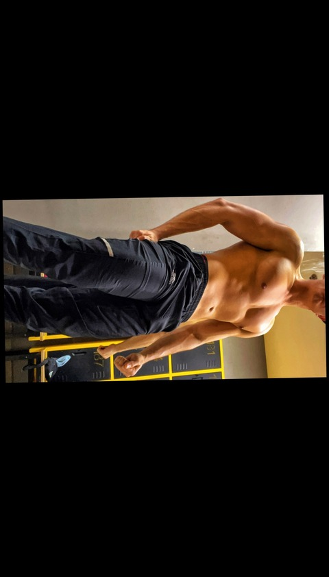 Header of thefitnessboycol